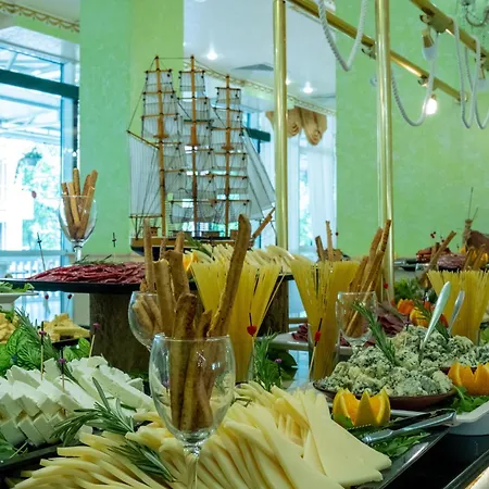 Planeta & Aquapark Free Access サニービーチ