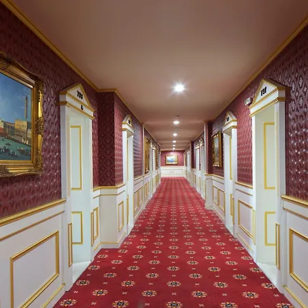 ホテル Planeta & Aquapark Free Access サニービーチ