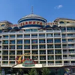 Planeta & Aquapark Free Access 5* Slăntjev Brjag
