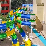 Planeta & Aquapark Free Access Hotell 5*