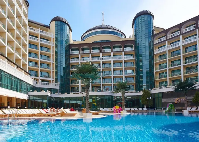 Hotel Planeta & Aquapark Free Access