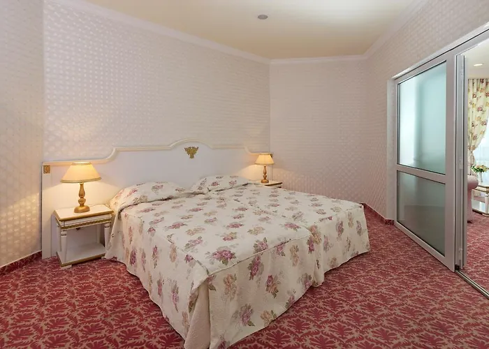 Planeta & Aquapark Free Access סאני ביץ'