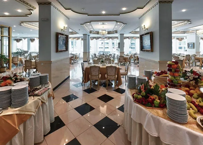 Planeta & Aquapark Free Access Hotel Slantchev Briag