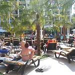 Planeta & Aquapark Free Access Hotel Słoneczny Brzeg